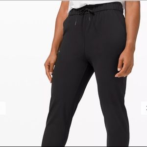 Lululemon stretch high rise crop